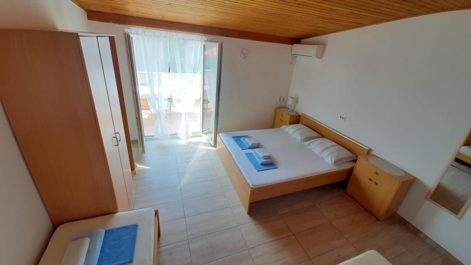 Apartments Dado Novalja Ngoại thất bức ảnh