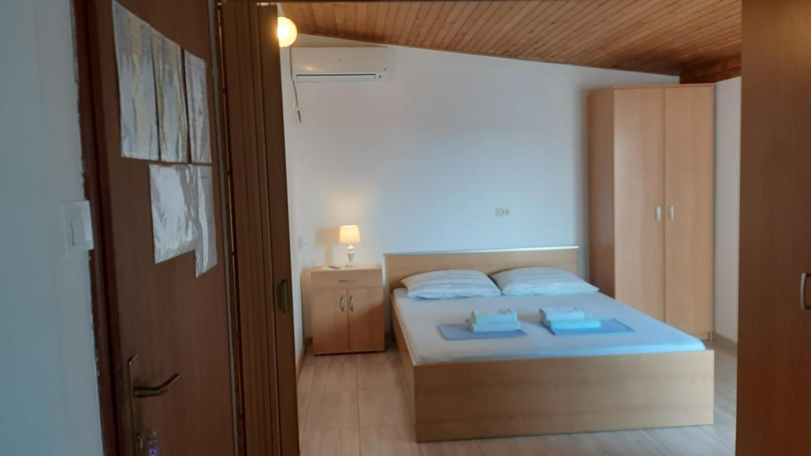 Apartments Dado Novalja Ngoại thất bức ảnh